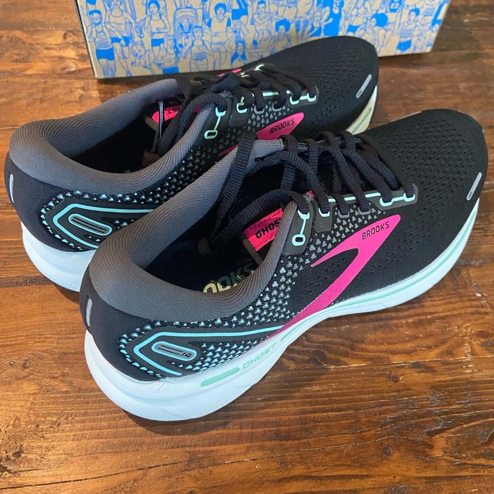 ✨NWT Brooks Women’s Ghost 14 Size 8.5